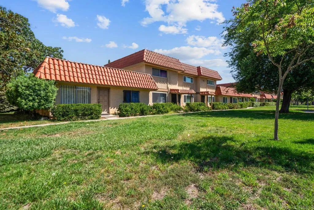 https://cdn.realtyfeed.com/cdn/127/306553592/9f7eee703bb04601f2ee3b919d2a1bce.webp