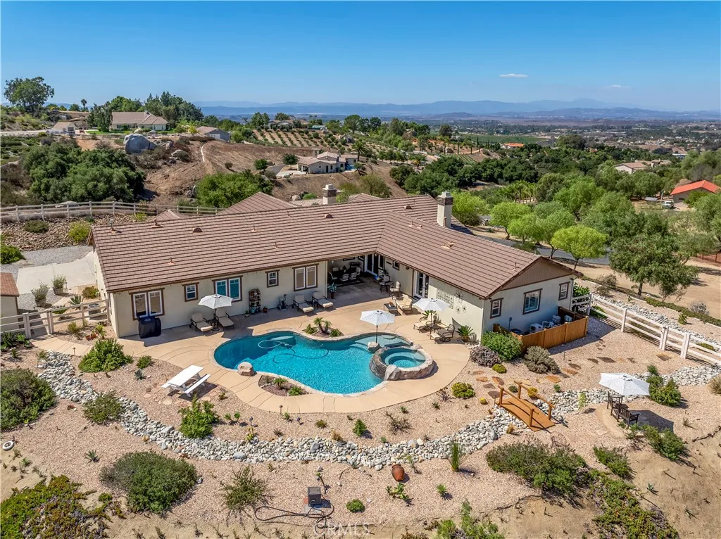 39968 Calle Breve, Temecula, CA 92592 - Photo 2 of 65, Temecula, CA