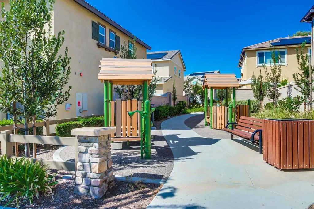 https://cdn.realtyfeed.com/cdn/127/306553681/533d4c6bc35a25fec799f03a866f2073.webp