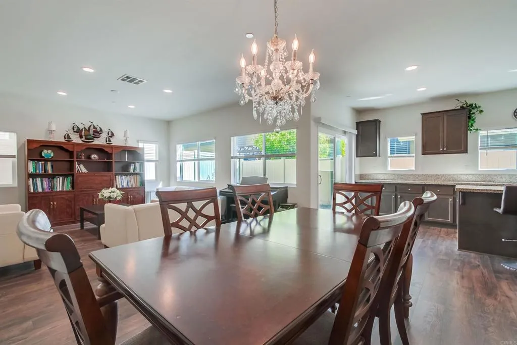 https://cdn.realtyfeed.com/cdn/127/306553681/58489e49d0ceabeb21b06c9c3d921e5d.webp