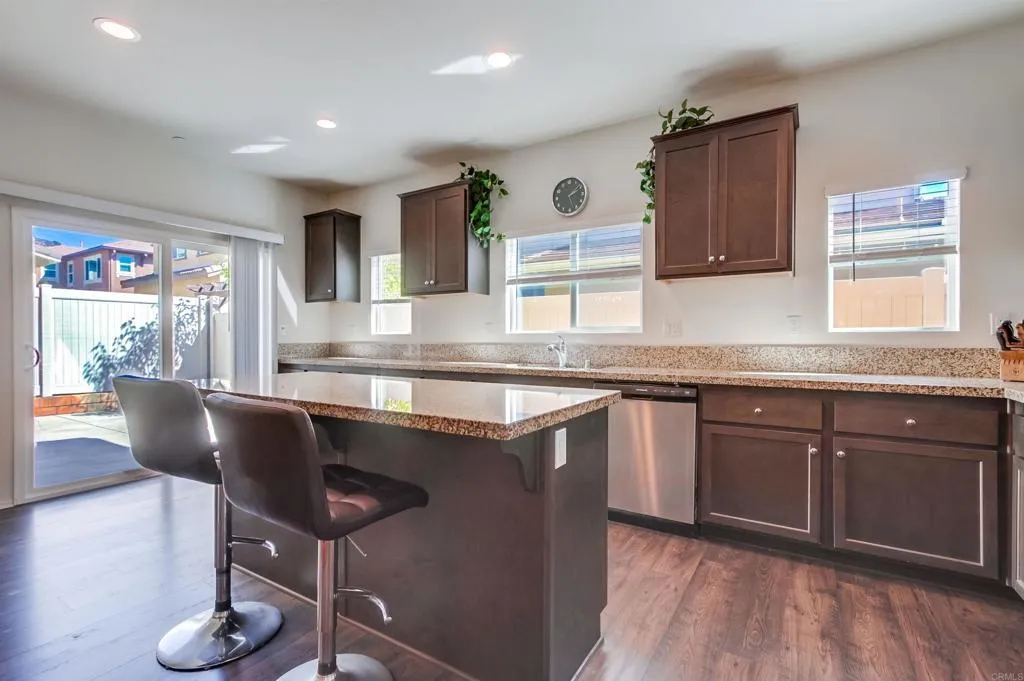 https://cdn.realtyfeed.com/cdn/127/306553681/5f9e57680397b7be9d3b26e37bc184ba.webp