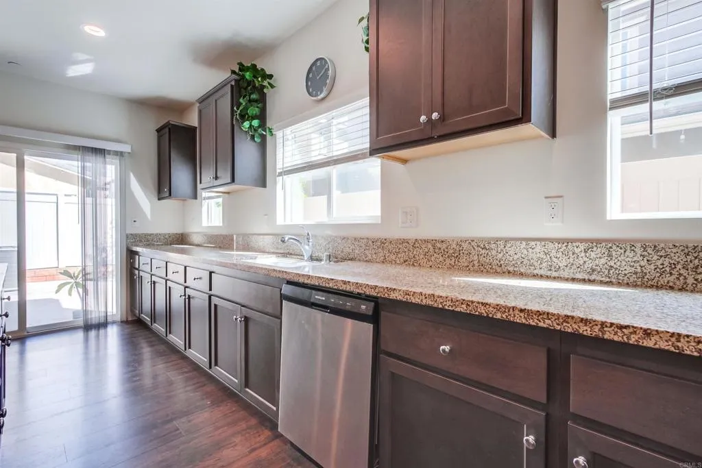 https://cdn.realtyfeed.com/cdn/127/306553681/96fb4bc7cceda4ea0d1ecddf18e1b32a.webp