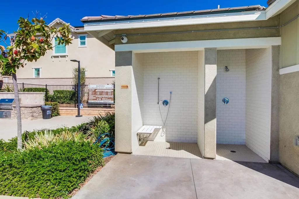 https://cdn.realtyfeed.com/cdn/127/306553681/a91ce9e3239bfba0d8c96f70e5c55b75.webp