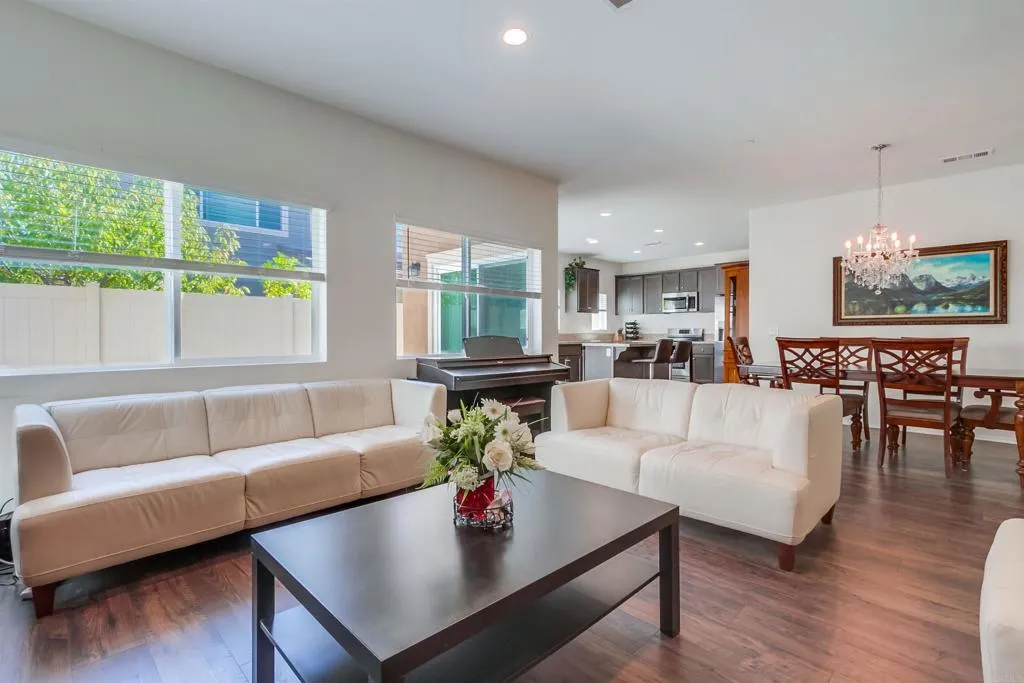 https://cdn.realtyfeed.com/cdn/127/306553681/d3764d712345a844d44ec9fd9e4e63ec.webp