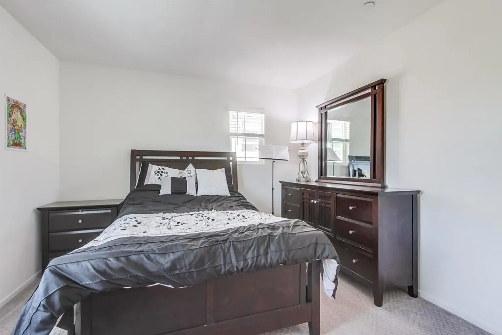 https://cdn.realtyfeed.com/cdn/127/306553681/fe3bbf5f89d6fdfde2424cd37c4838c8.webp