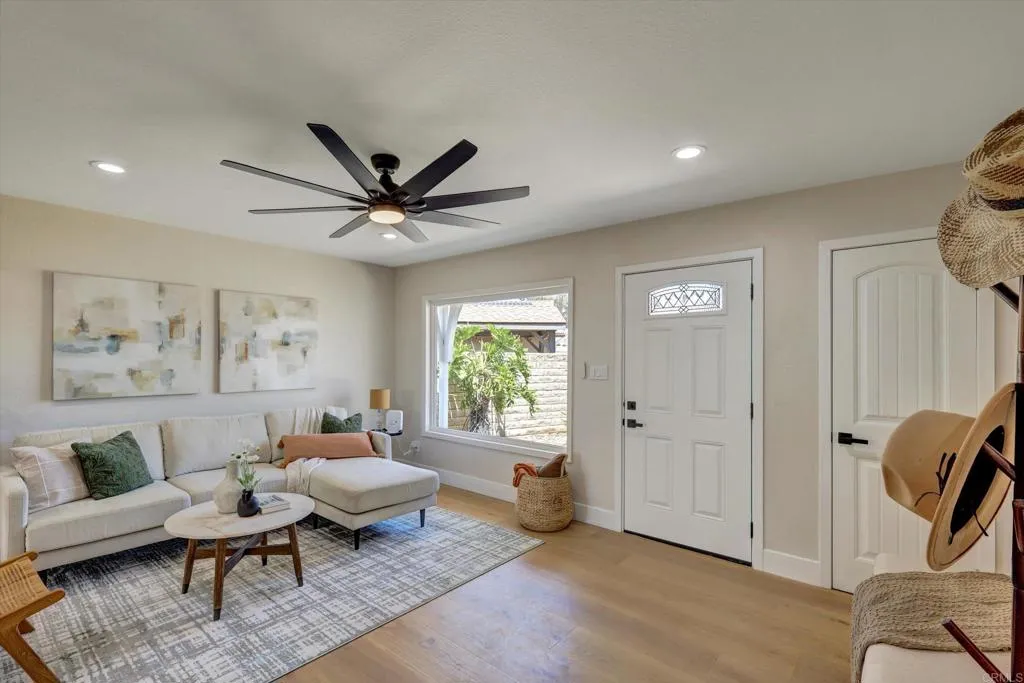 https://cdn.realtyfeed.com/cdn/127/306553790/ccc8e108e06cf566b8c37d54ad73f5bc.webp