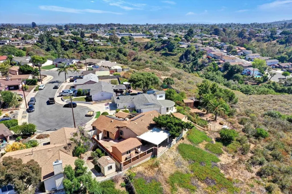 https://cdn.realtyfeed.com/cdn/127/306553790/ee59a8d0abf45a7114cf13616524ecfb.webp