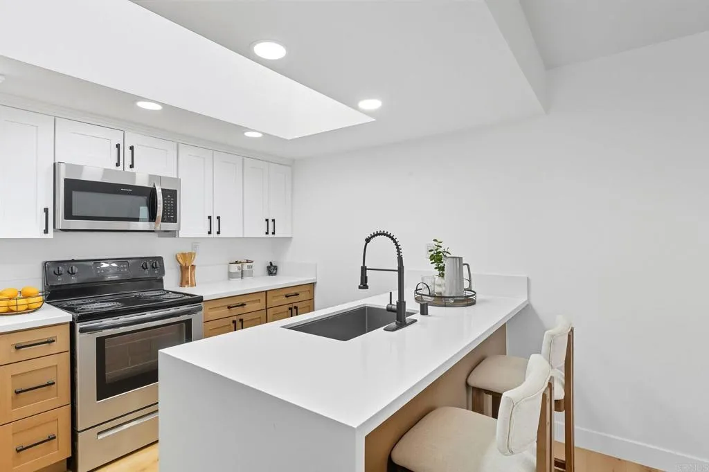 Photo #8: PTP2507404 Listing: Photo #8