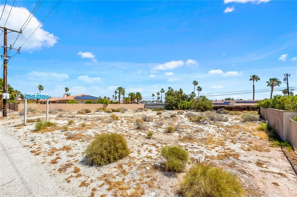 2260 N Sunrise, Palm Springs, CA 92262 - Photo 2 of 5, Palm Springs, CA