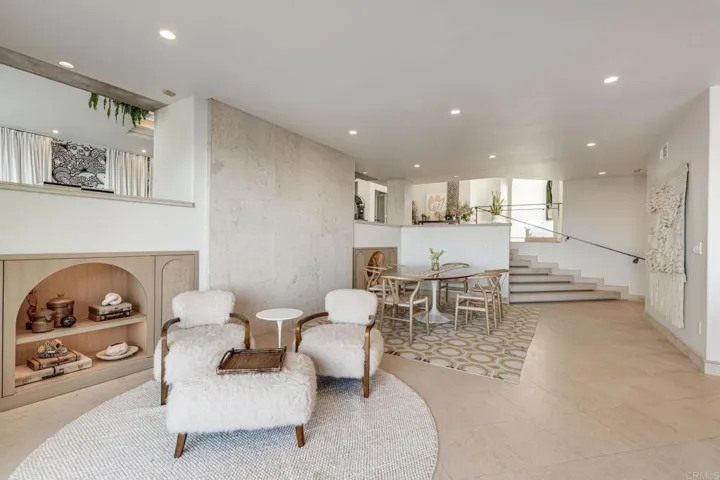 1904 VIA CASA ALTA, LA JOLLA, CA 92037  Photo 9