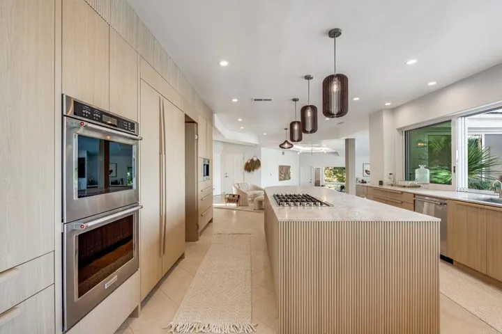 1904 VIA CASA ALTA, LA JOLLA, CA 92037  Photo 11