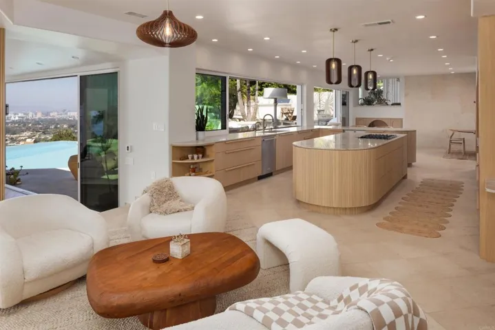 1904 VIA CASA ALTA, LA JOLLA, CA 92037  Photo 15