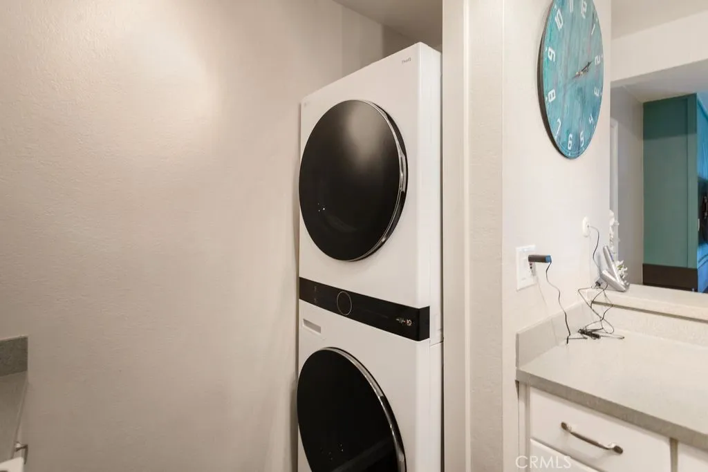 https://cdn.realtyfeed.com/cdn/127/306553871/cbb41750e87c78c92be68a2ef11aa858.webp