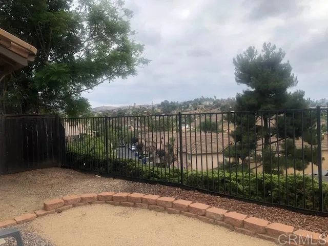 https://cdn.realtyfeed.com/cdn/127/306553899/3c9b9d2041bff60cacd815f036fb92c5.webp