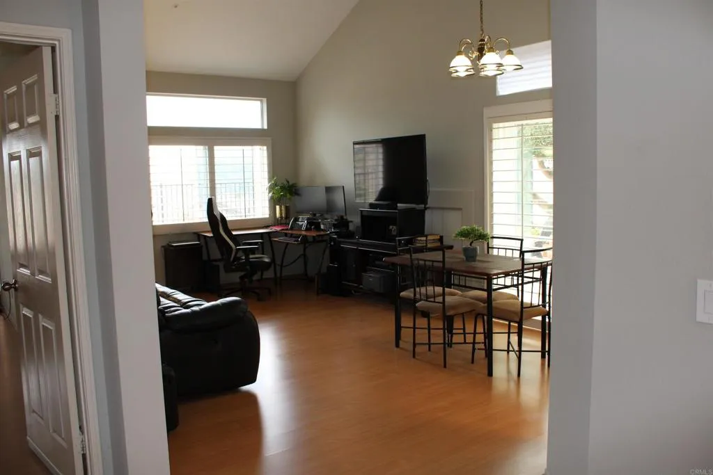 https://cdn.realtyfeed.com/cdn/127/306553899/c835620c78424d40fc1d1d97d6f60044.webp