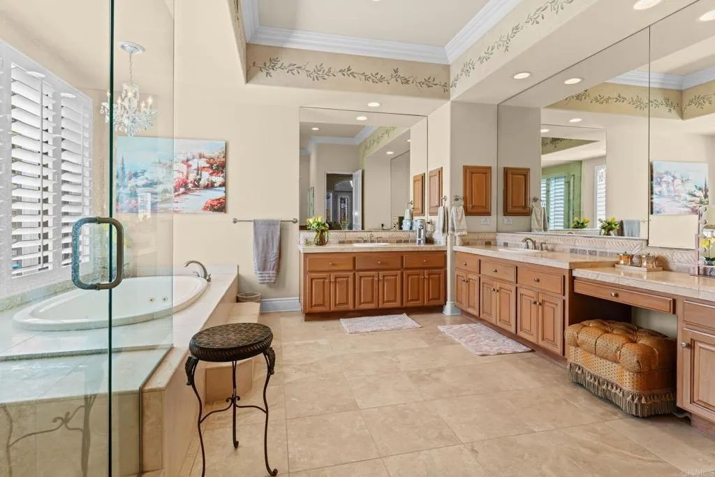 https://cdn.realtyfeed.com/cdn/127/306553948/6a1486dd4ffa1fd1e6cdc46a254fc6c8.webp