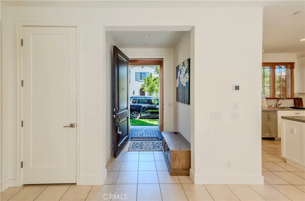 141 Dolci, Irvine, CA 92602 - Photo 4 of 26, Irvine, CA