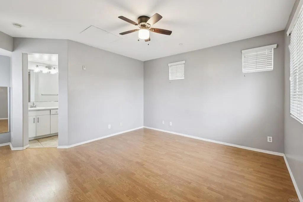 https://cdn.realtyfeed.com/cdn/127/306554051/c93e1ecfcb973074ab871d73d8c0481c.webp