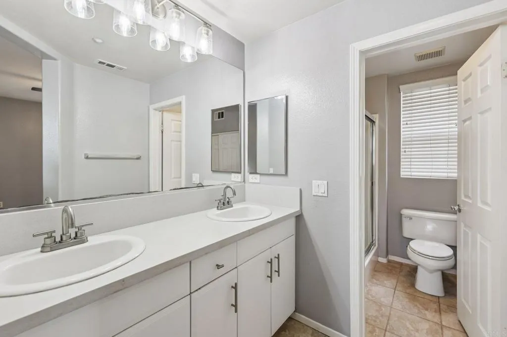 Photo #39: PTP2507409 Listing: Photo #39