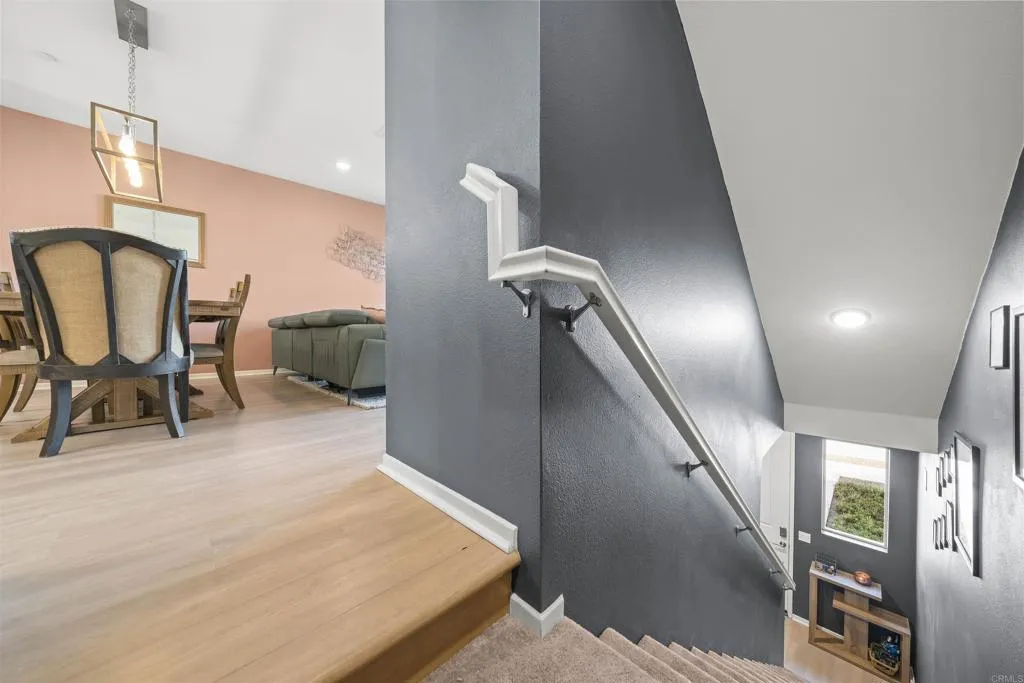 https://cdn.realtyfeed.com/cdn/127/306554209/659f85e18ed9ec343a27c750d321699a.webp