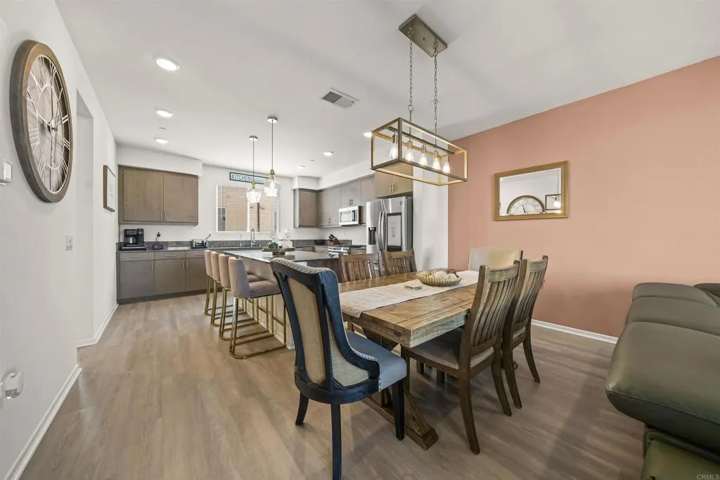 https://cdn.realtyfeed.com/cdn/127/306554209/f08c3e9c733f08ad92e91aaa39e6684f.webp