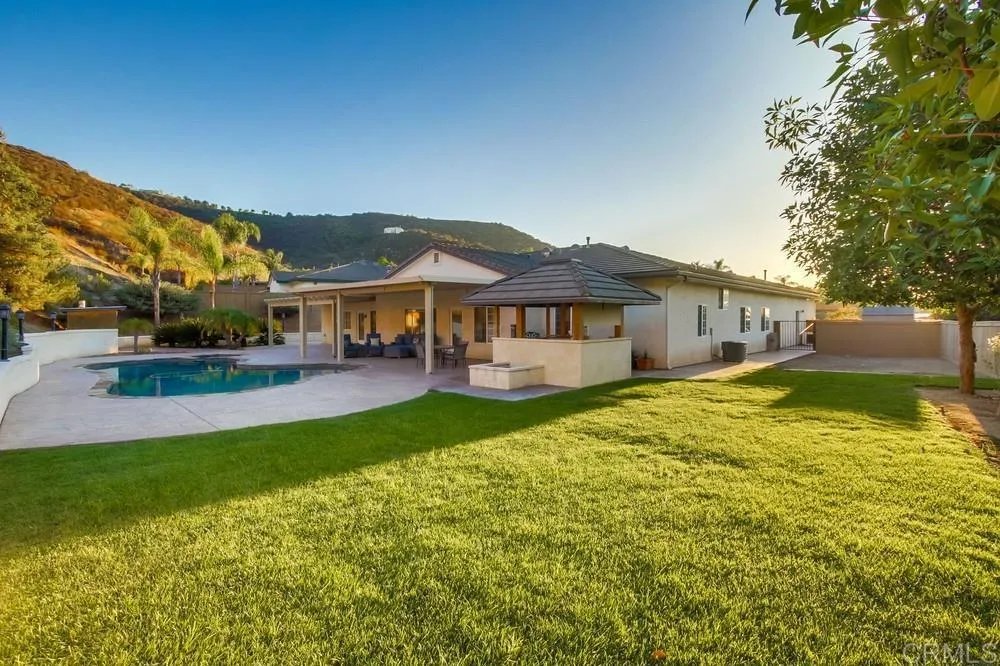 https://cdn.realtyfeed.com/cdn/127/306554301/799ae010d1f7d682dba49ab87c88e2e8.webp
