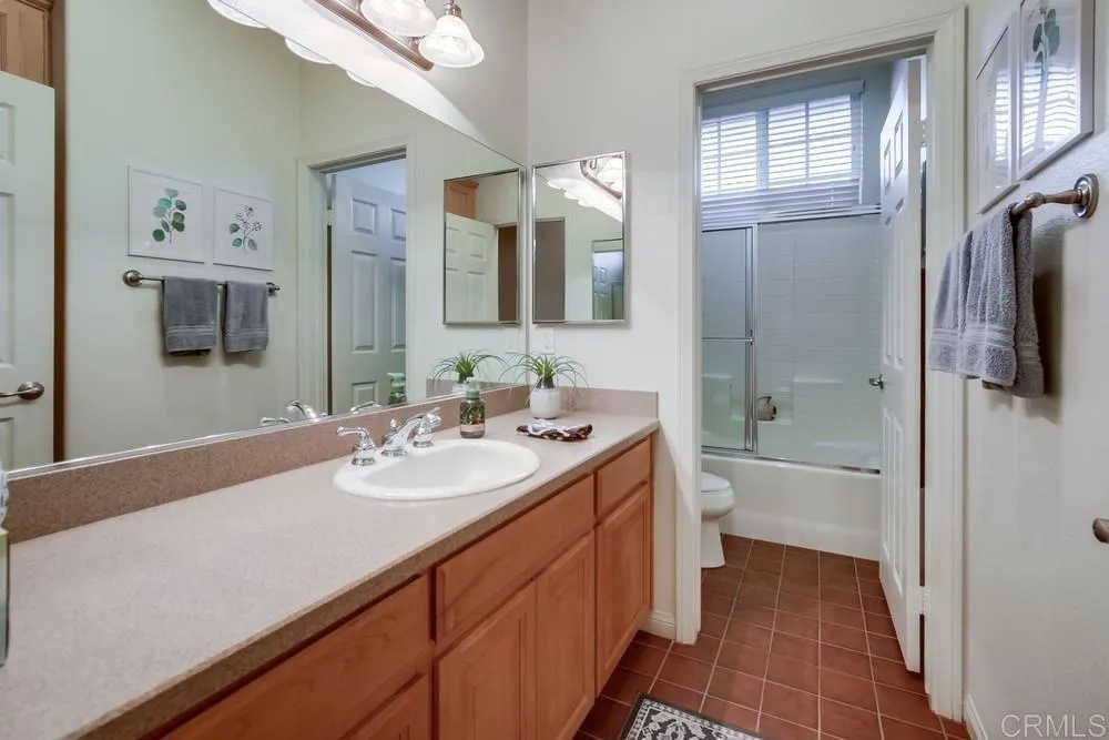 https://cdn.realtyfeed.com/cdn/127/306554301/c7f49df9a2814ae77a13ef1b1505e644.webp