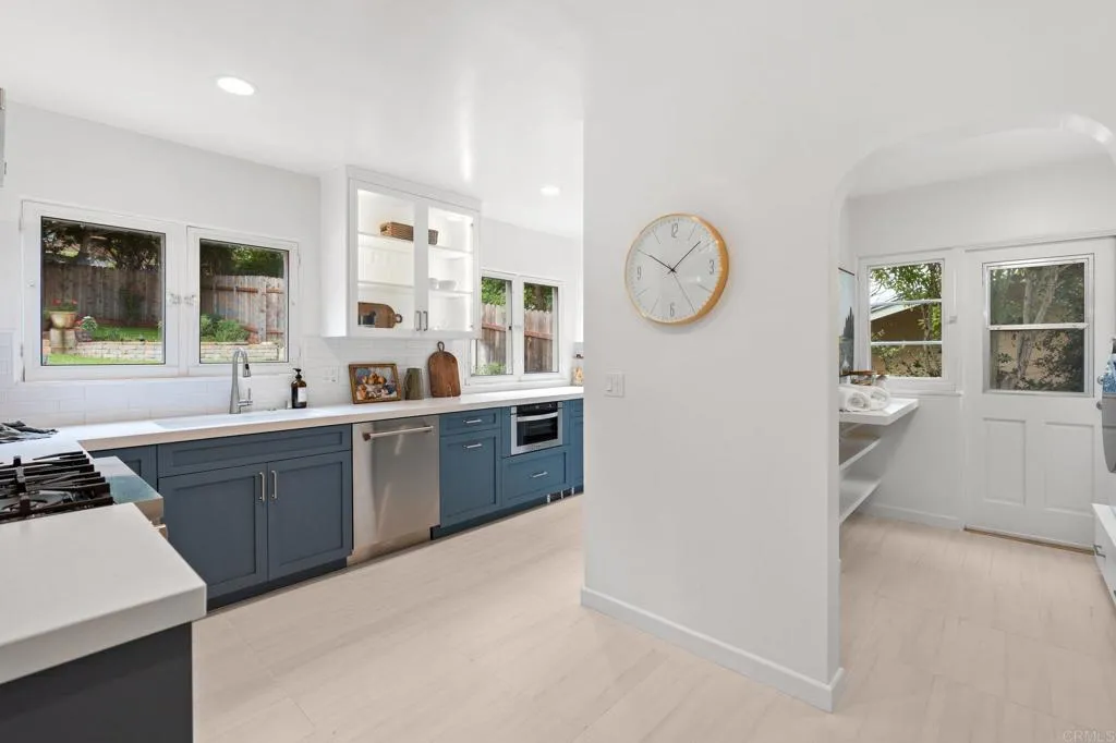 https://cdn.realtyfeed.com/cdn/127/306554306/7ad527dccb5d23218d2baea5e3742b3b.webp