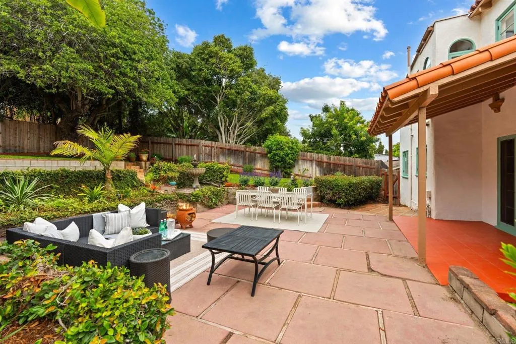 https://cdn.realtyfeed.com/cdn/127/306554306/9bd0559ac9cf4d0ae54e2b1557f66125.webp