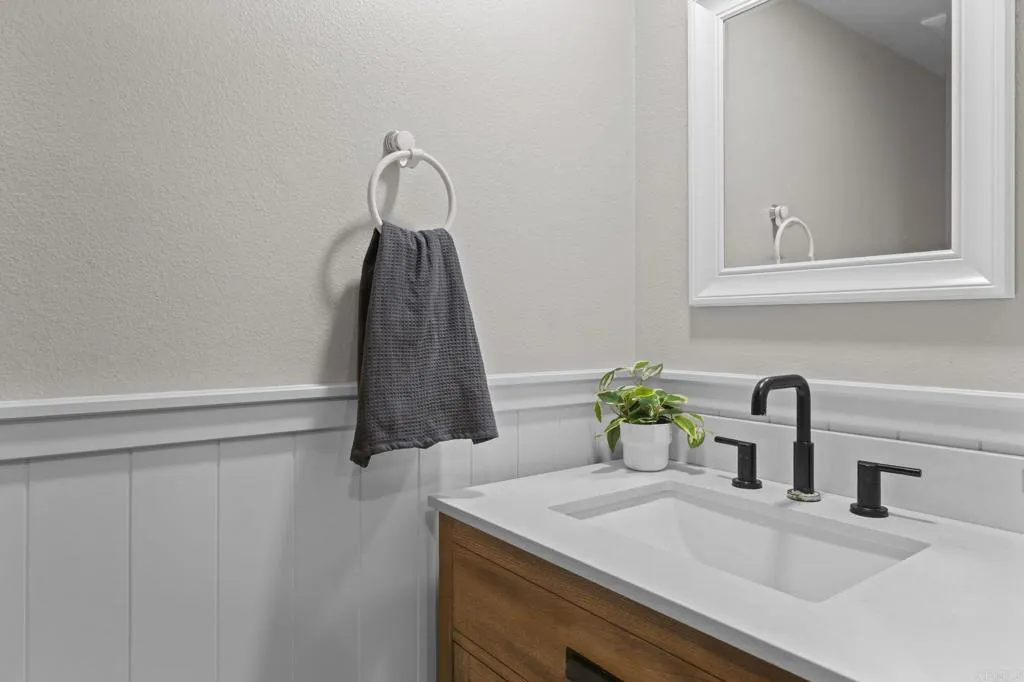 https://cdn.realtyfeed.com/cdn/127/306554312/3b78b857e26618411d3b7e51a544afad.webp