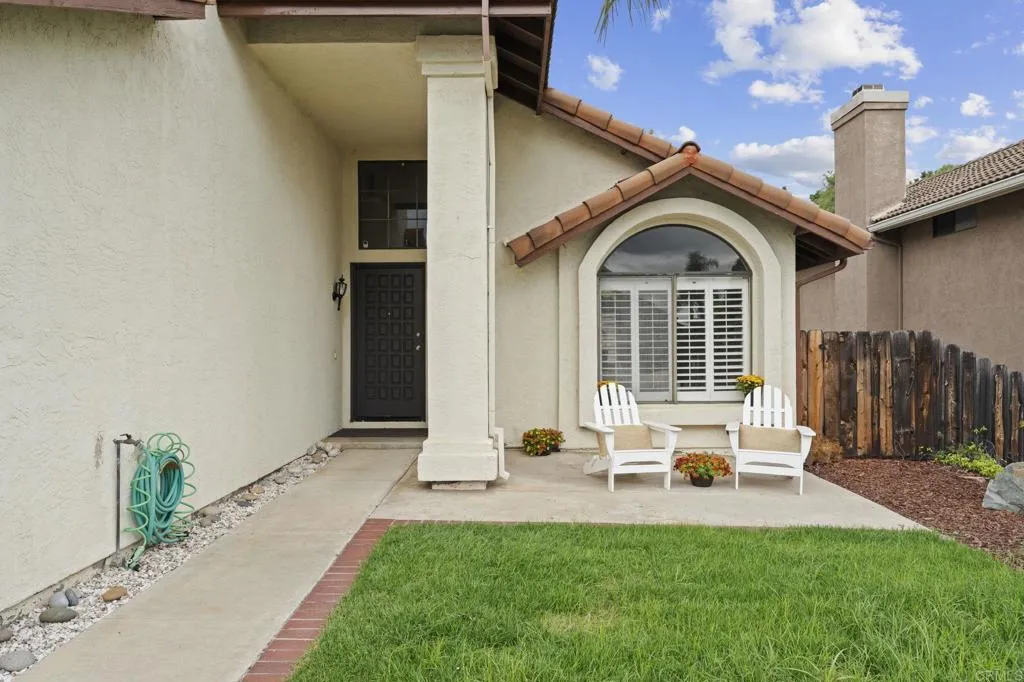 https://cdn.realtyfeed.com/cdn/127/306554312/feb69a486234e8af9a45f7b200d376b4.webp