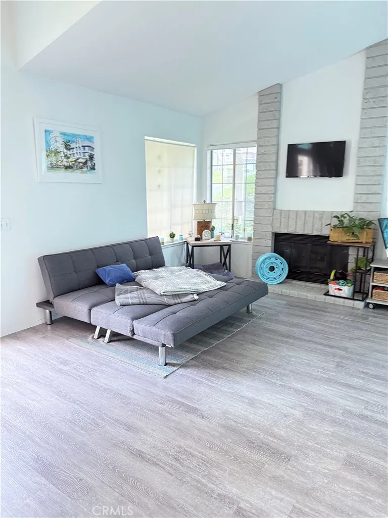 950 Quarterhorse, Oak Park, CA 91377 - Photo 2 of 13, Oak Park, CA