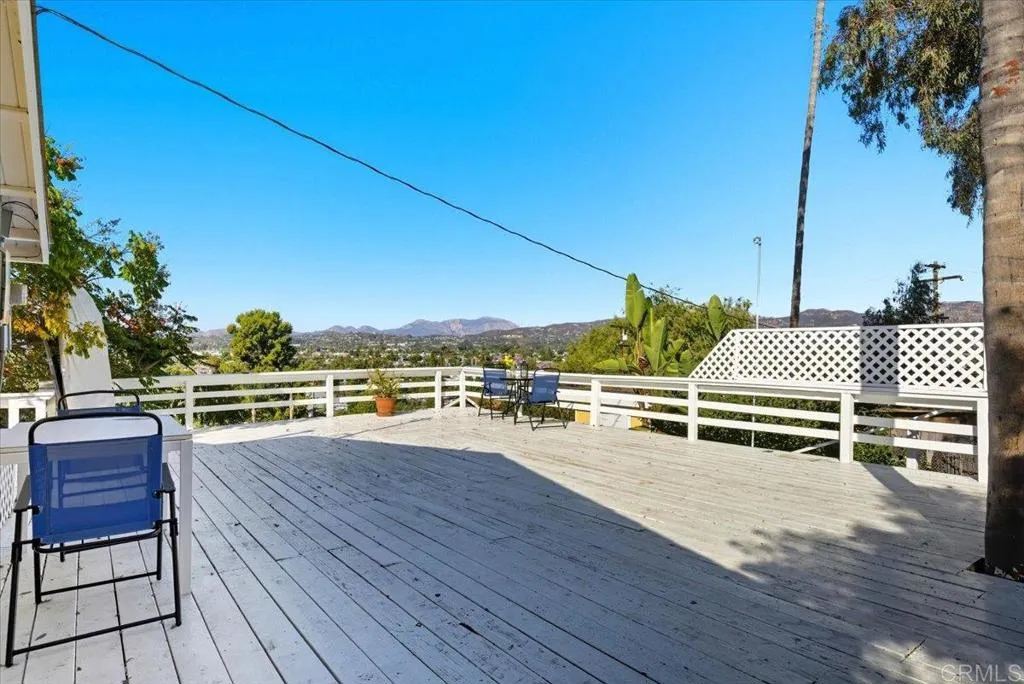 https://cdn.realtyfeed.com/cdn/127/306554512/2ed8b2fb0ba85d60b3632c9ef5f486dd.webp