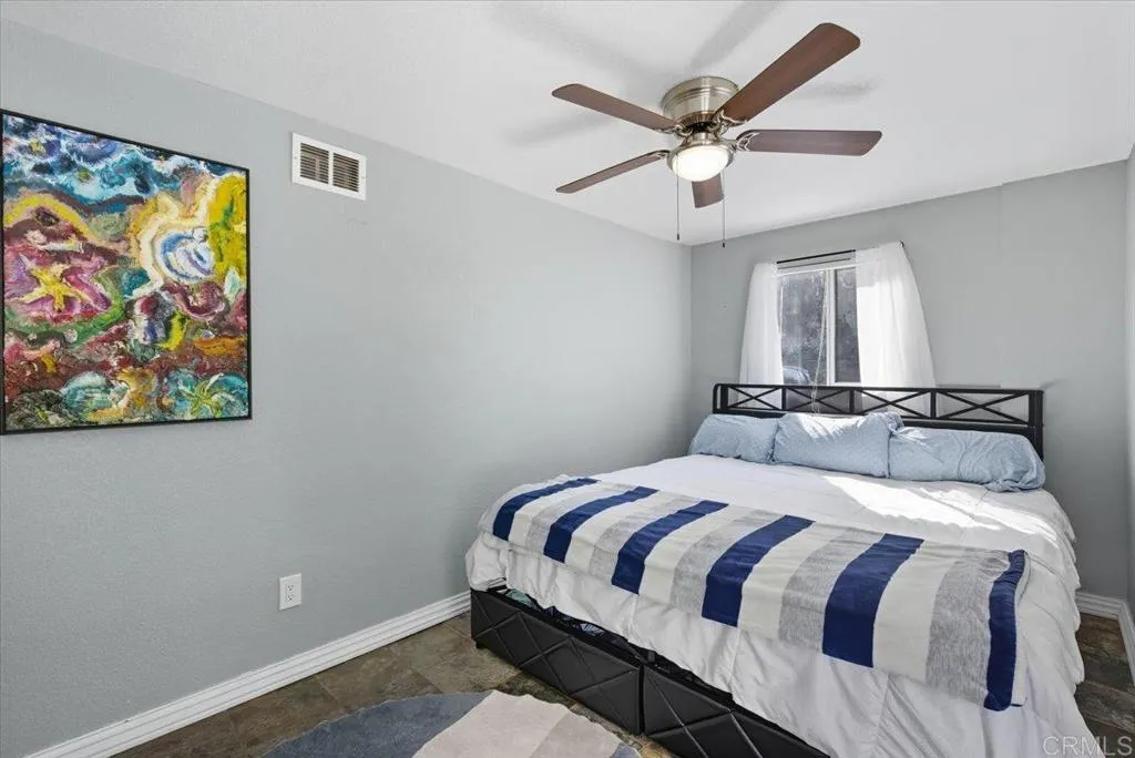 https://cdn.realtyfeed.com/cdn/127/306554512/5ccb1c9bb53c72da96d6eff10bd178c8.webp