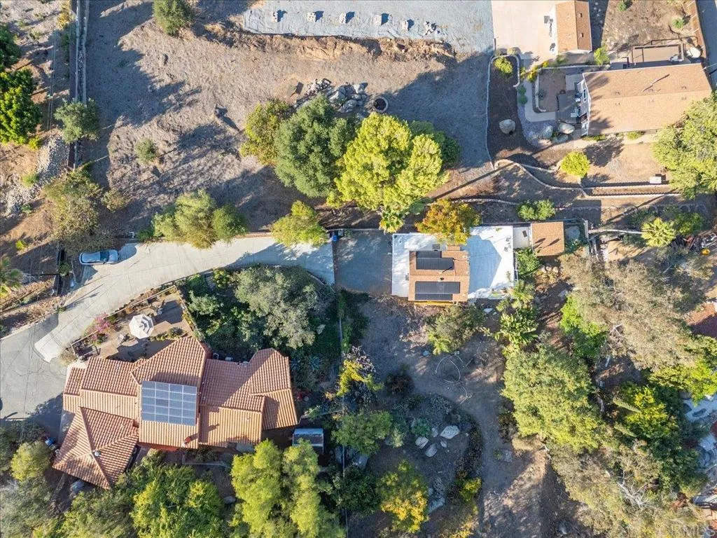 https://cdn.realtyfeed.com/cdn/127/306554512/bc792270e070a900e6d447b475c13b74.webp