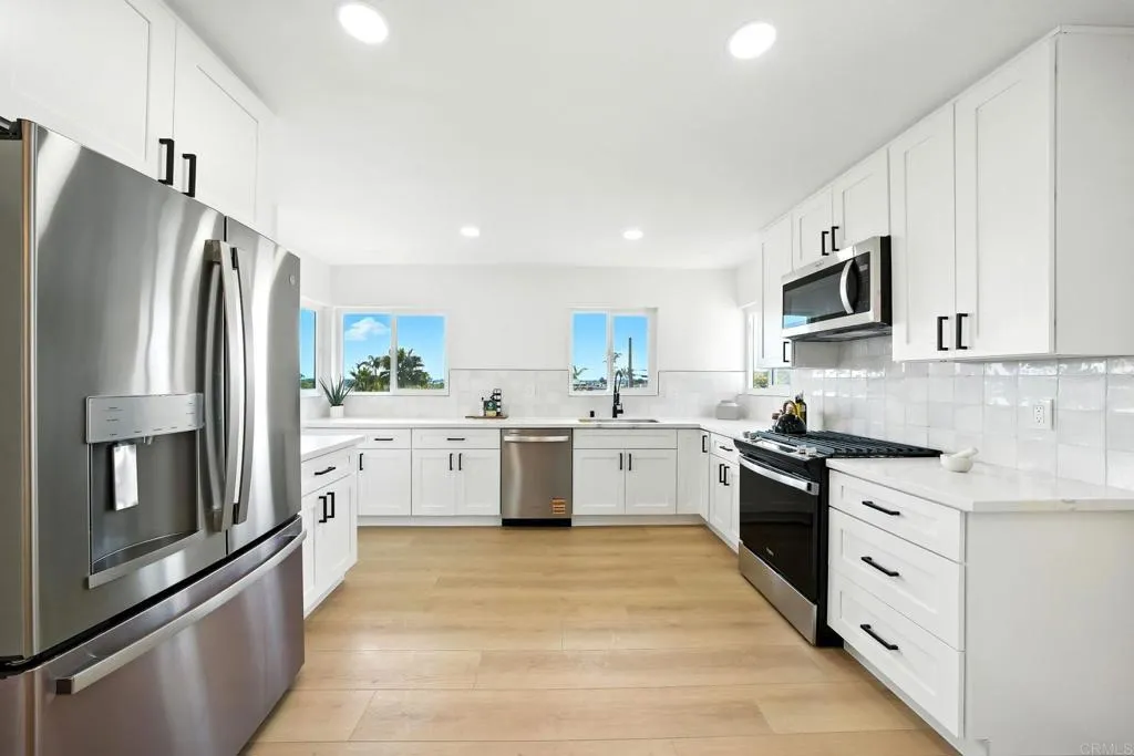 https://cdn.realtyfeed.com/cdn/127/306554580/29b52e6ab544043b8f9aa20cd461d69b.webp