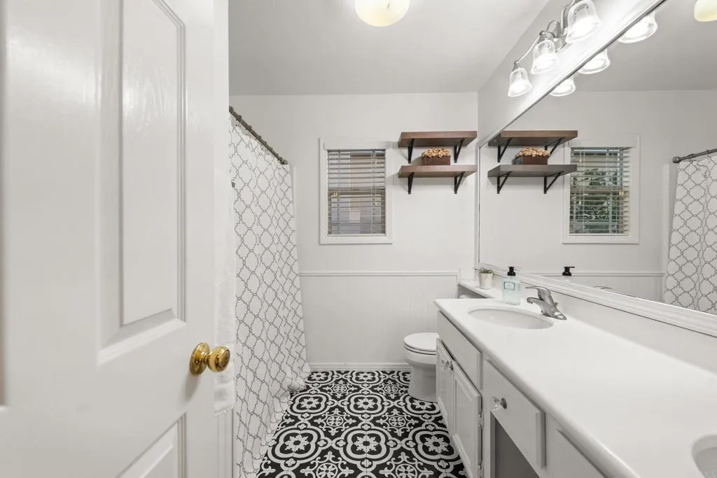 https://cdn.realtyfeed.com/cdn/127/306554719/2c0bc3bbea3a0c3dd918986667874133.webp