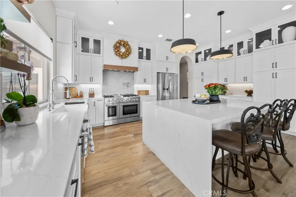 https://cdn.realtyfeed.com/cdn/127/306554843/324157976e78da1955be2c47ac568fe1.webp