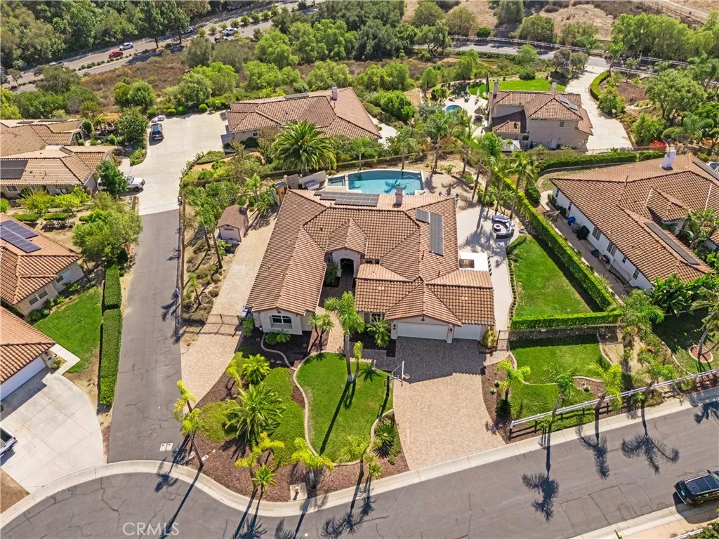 https://cdn.realtyfeed.com/cdn/127/306554843/9cbc3a33e4df8370e4ce84b6ebc8dc9b.webp