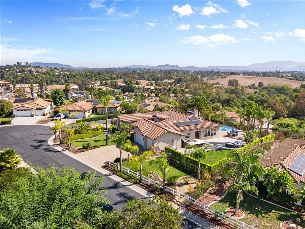 https://cdn.realtyfeed.com/cdn/127/306554843/c7497b0062b68ca3dec7720817a7e19a.webp