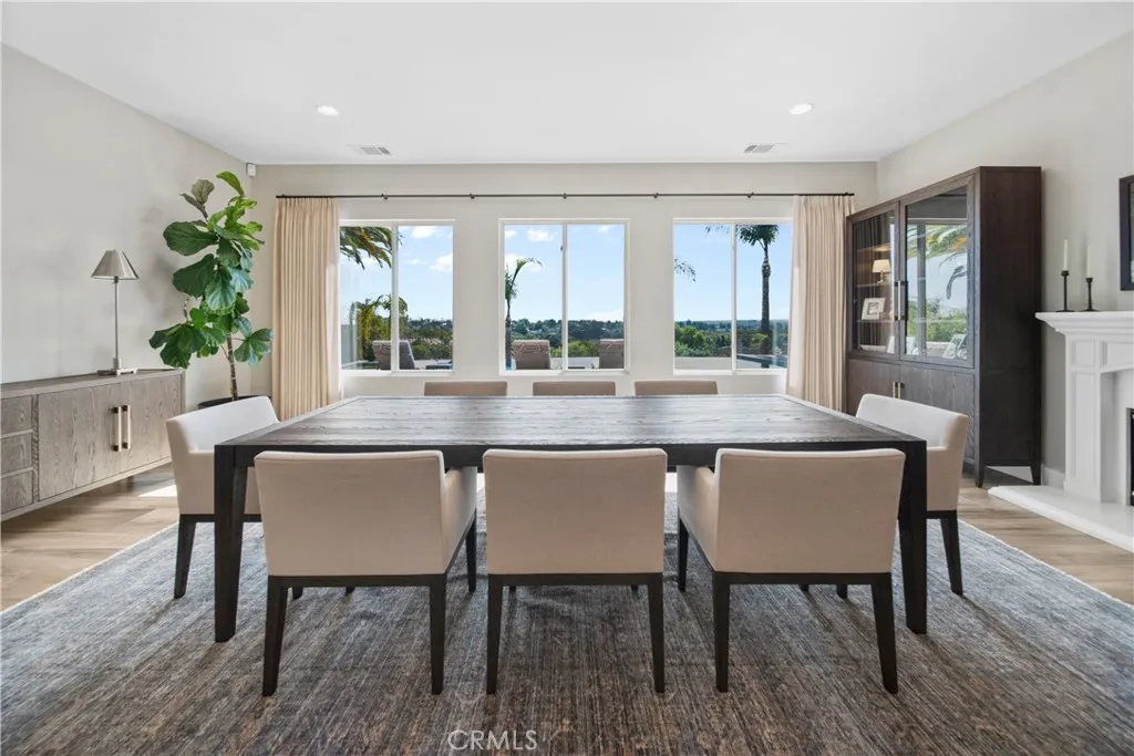 https://cdn.realtyfeed.com/cdn/127/306554843/fb0bc2981275e17496a5fe1647977604.webp