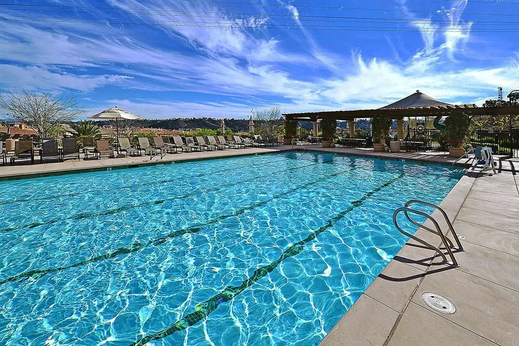 https://cdn.realtyfeed.com/cdn/127/306554847/c17c8f3b6288c77a0a15bdda530e71f2.webp