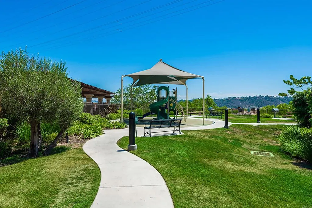 https://cdn.realtyfeed.com/cdn/127/306554847/e257aabf5ca4d30b18b6135f70d68a9a.webp