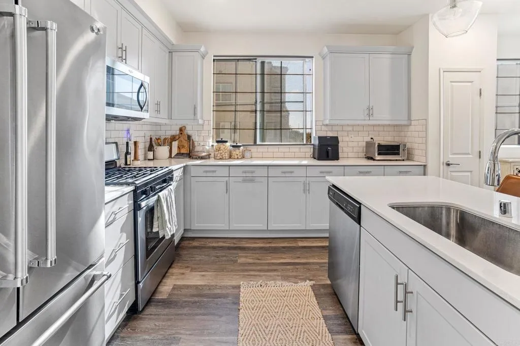 Photo #10: PTP2507432 Listing: Photo #10