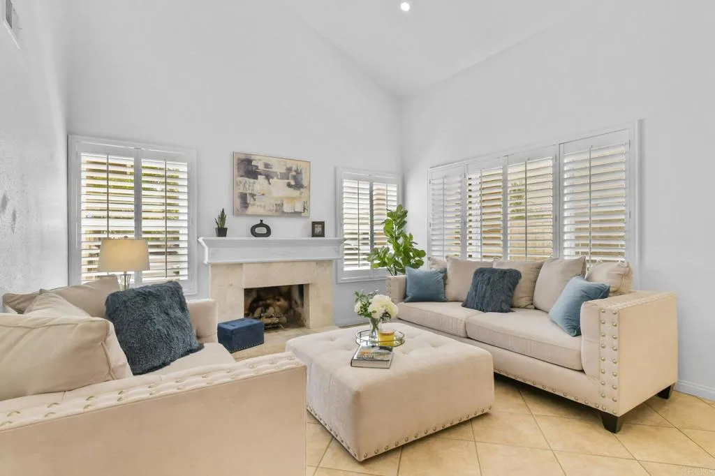 https://cdn.realtyfeed.com/cdn/127/306554932/6931940cd44033d1c8b1787254bda02d.webp