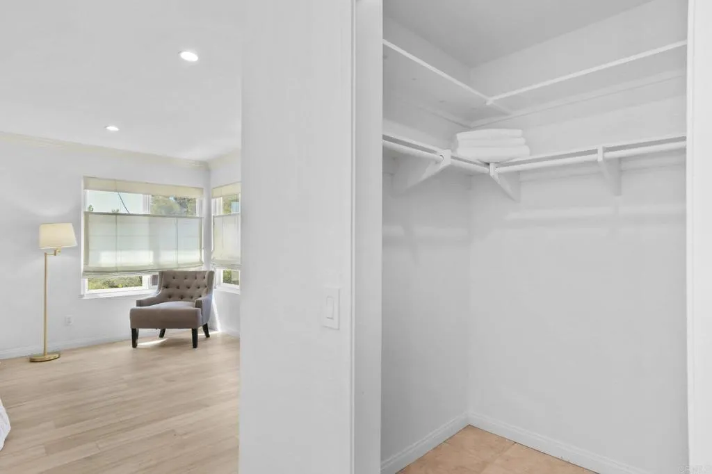 https://cdn.realtyfeed.com/cdn/127/306554932/7846daa00fff43ae3dbd4117b47db64d.webp