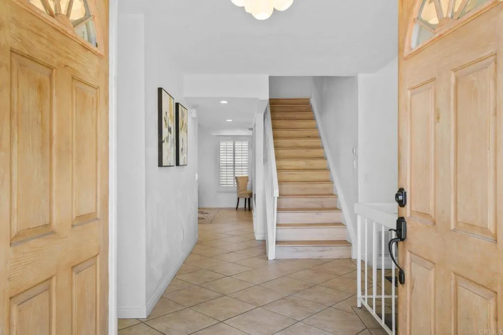 https://cdn.realtyfeed.com/cdn/127/306554932/aa033ee56e505c03e4c29dfb6a4c24d7.webp