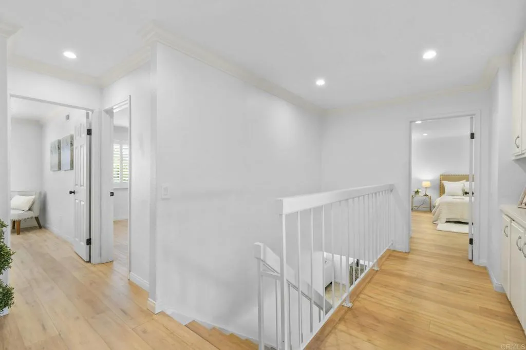 https://cdn.realtyfeed.com/cdn/127/306554932/ec0db18d8e0389ee2f58e334ede8d0b4.webp