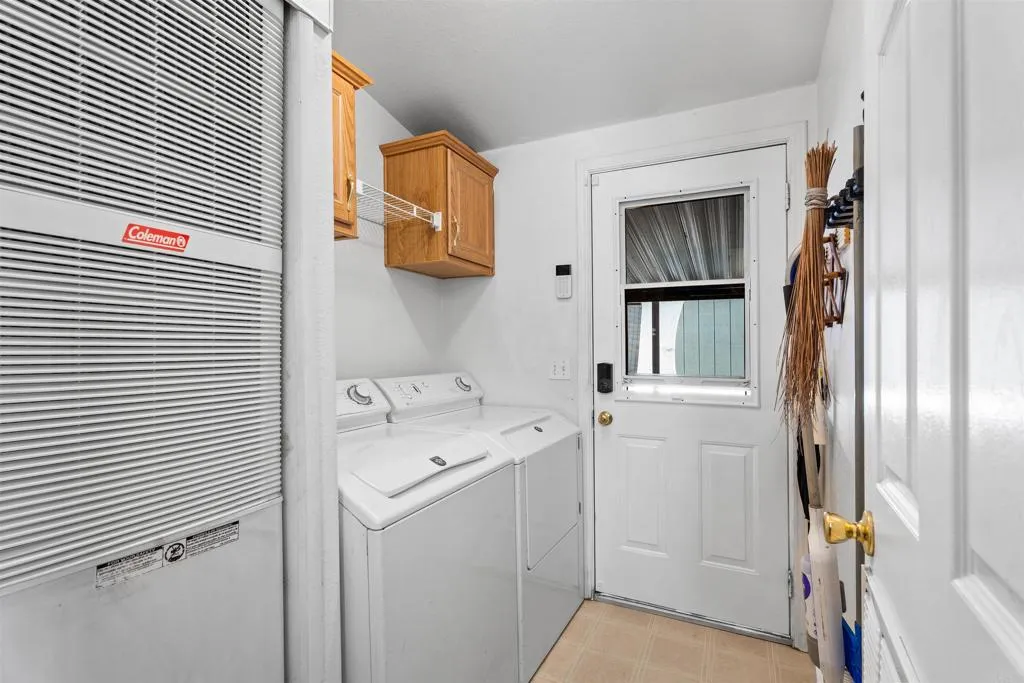 https://cdn.realtyfeed.com/cdn/127/306554970/f4fe87dcba9dd3a634d6db0232c56fb3.webp