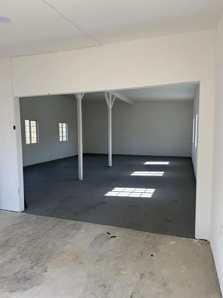 https://cdn.realtyfeed.com/cdn/127/306555039/06be0dc5a00694c97f415868155a80a4.webp